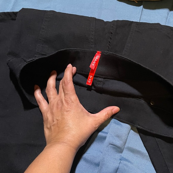 Black Spanx skinny jeans - Picture 4 of 4